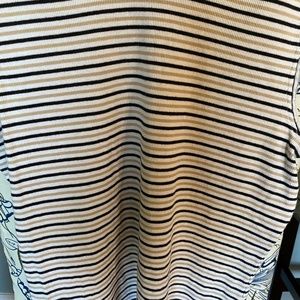 No sleeves vintage tank top